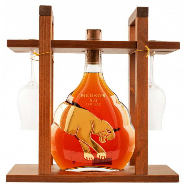 Коньяк "Meukow XO" 0,7л в декоративной  коробке + 2 бокала ТМ "Meukow"