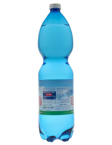Купити Мінеральна вода природна слабо газована Lauretana Naturale 1,5л пет