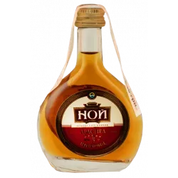 Купить Коньяк Ной Араспел 5 лет 0,05л