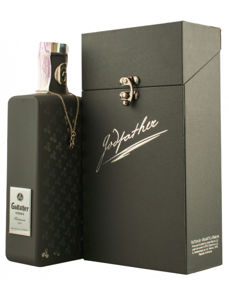 Купить Водка Godfather Platinum в коробке