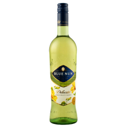 Купить Вино Blue Nun Delicate White белое полусладкое