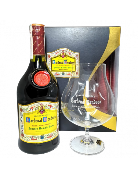 Купить Бренди Cardenal Mendoza Gr.Reserv 20yo 0,7л 1бокал подарочная коробка