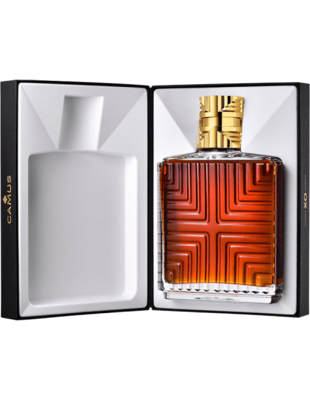 Купить Коньяк "Camus Cognac ХО" 0.7л 40% под.кор.(Франция ,ТМ "Сamus")