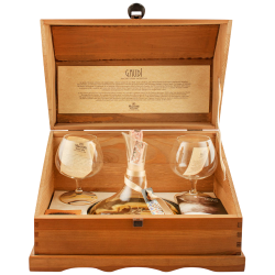 Купити Набір художники Modigliani Grappa Barolo 0,7л43% дект+2бок в шкатулке